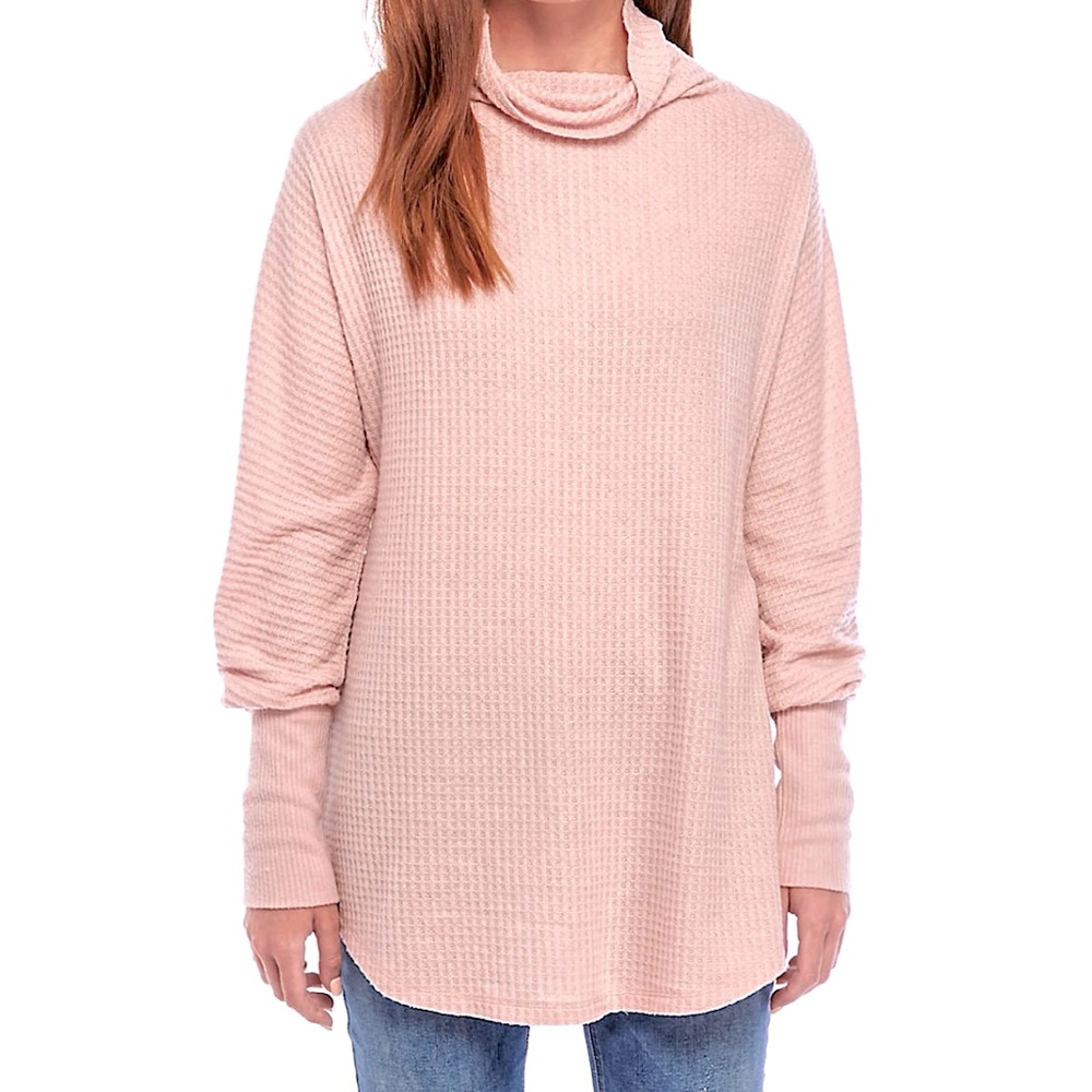 ⭐️ NWT Waffle Knit Top ⭐️